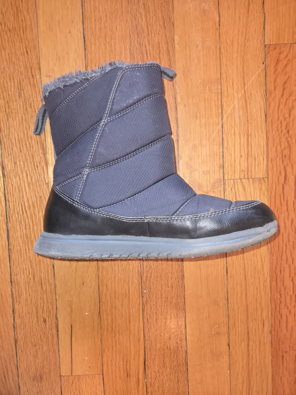 L.L. Bean Kids Navy Quilted Snow Boot